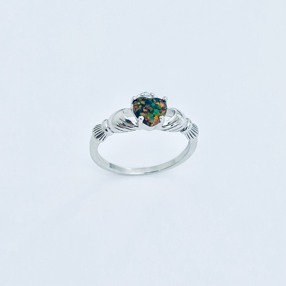 Sterling Silver Black Lab Opal Heart Claddagh Ring, Irish Rings, Crown Hearts - Picture 13 of 14